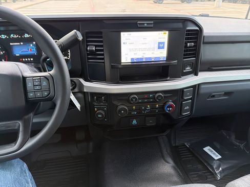 New 2026 Ford F450 XLT w/ XLT Value Package AWD/4WD image 17