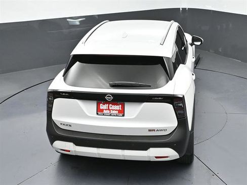 Used 2025 Nissan Kicks SR AWD/4WD image 42