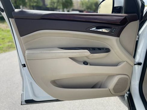 Used 2012 Cadillac SRX Luxury FWD image 27