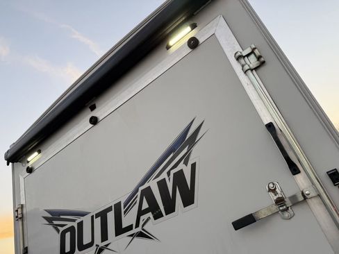 Used 2024 Ford E-450 and Econoline 450 Super Duty w/ Motorhome Prep Package image 14