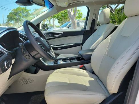 Used 2019 Ford Edge Titanium w/ Equipment Group 301A FWD image 32