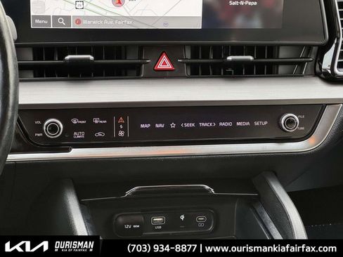Used 2023 Kia Sportage EX image 11