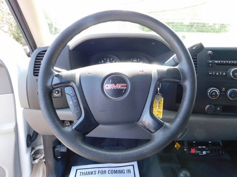 Used 2011 GMC Sierra 1500 W/T AWD/4WD image 8