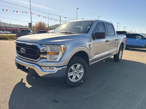 Used 2022 Ford F150 XLT w/ Trailer Tow Package image 3