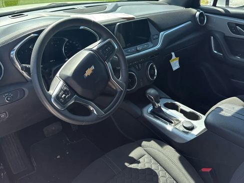 Used 2022 Chevrolet Blazer LT image 11