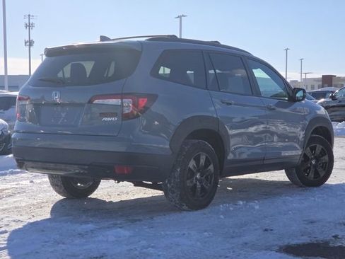 Used 2022 Honda Pilot TrailSport image 21