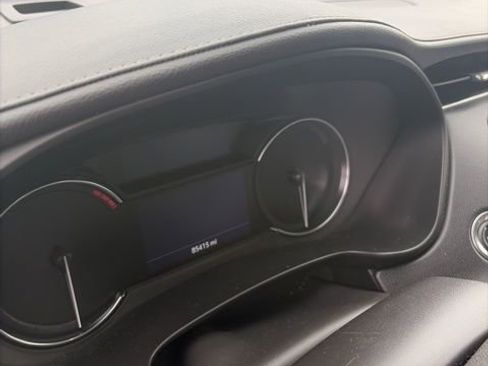 Used 2020 Cadillac XT4 Premium Luxury image 14