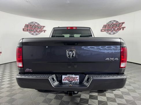 Used 2018 RAM 1500 Express AWD/4WD image 6