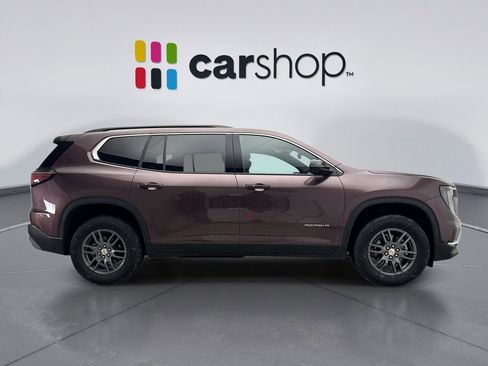Used 2025 GMC Acadia Elevation image 6