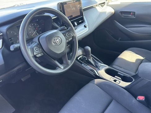 Used 2023 Toyota Corolla LE image 12