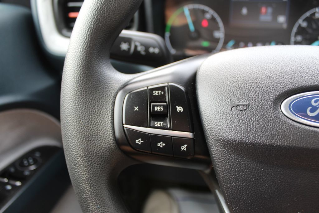 Used 2023 Ford Maverick XLT FWD image 25