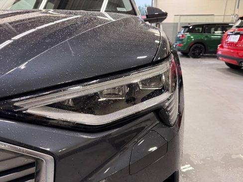 Used 2019 Audi e-tron Premium Plus AWD/4WD image 9