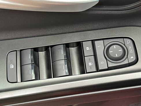 New 2026 Subaru Solterra Premium image 13