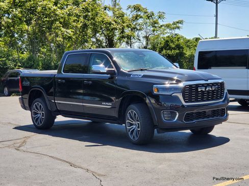 Used 2025 RAM 1500 Tungsten w/ Off Road Group AWD/4WD image 24
