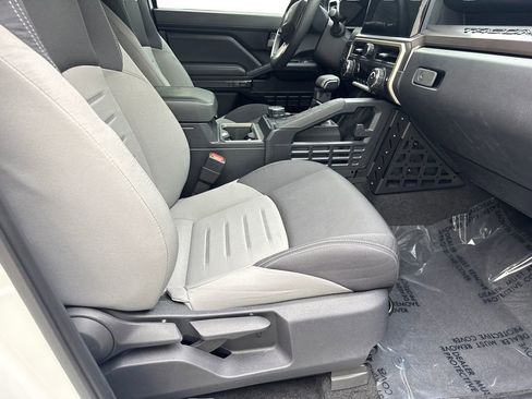 Used 2024 Toyota Tacoma TRD Off-Road AWD/4WD image 45