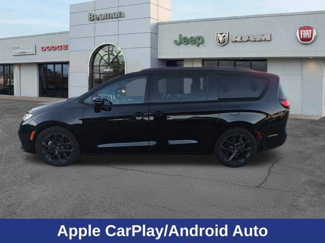 Used 2025 Chrysler Pacifica Limited FWD image 5