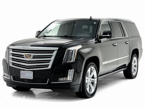 Used 2019 Cadillac Escalade ESV Platinum image 33