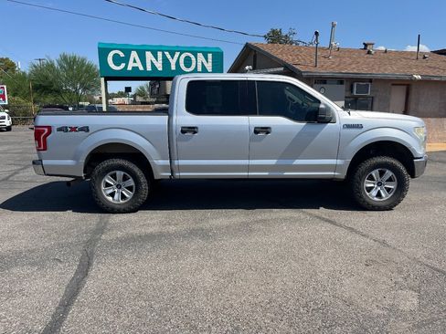 Used 2015 Ford F150 XLT AWD/4WD image 2