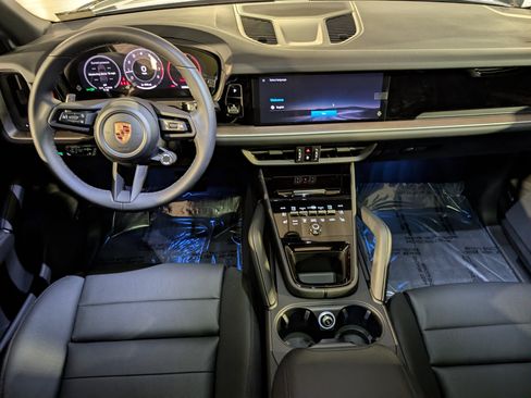 New 2026 Porsche Cayenne AWD/4WD image 7