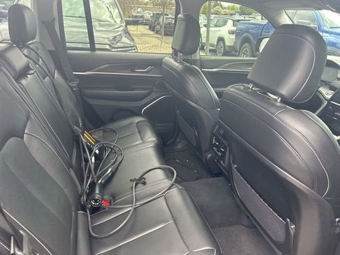 Used 2022 Jeep Grand Cherokee Limited 4xe AWD/4WD image 8
