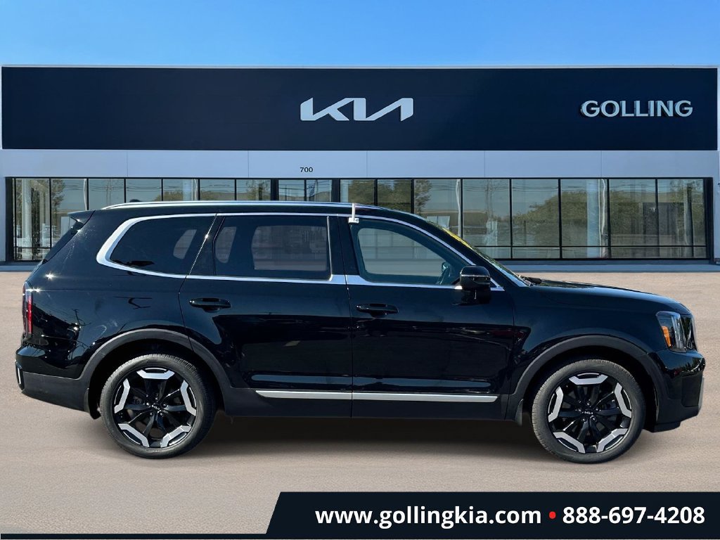 Certified 2024 Kia Telluride EX w/ EX Captain's Chair Package AWD/4WD image 2