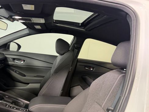Used 2025 Honda Accord Sport image 20