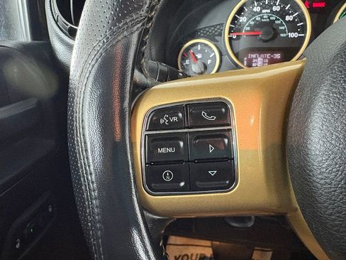 Used 2014 Jeep Wrangler Unlimited Sahara AWD/4WD image 15
