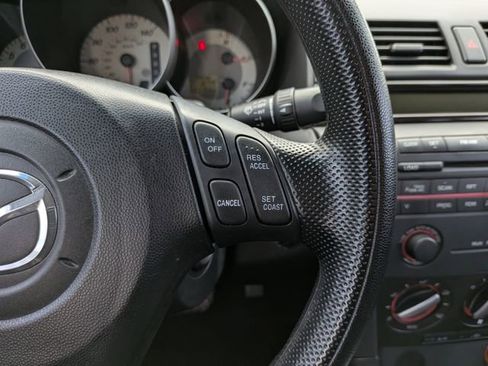 Used 2007 MAZDA MAZDA3 i Touring FWD image 16