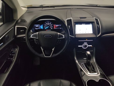 Used 2017 Ford Edge Titanium w/ Equipment Group 302A AWD/4WD image 22