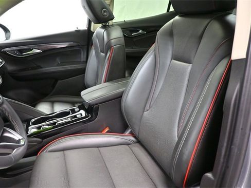 Certified 2022 Buick Envision Essence w/ Technology Package II image 16