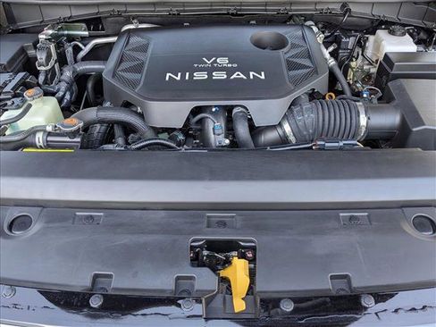 Used 2025 Nissan Armada PRO-4X image 25