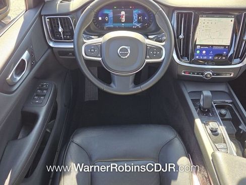 Used 2024 Volvo S60 B5 Core FWD image 7