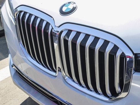 Used 2019 BMW X7 xDrive50i image 6