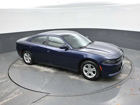 Used 2016 Dodge Charger SE image 20
