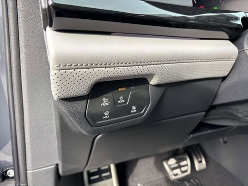 New 2026 Volkswagen Atlas Peak Edition AWD/4WD image 14