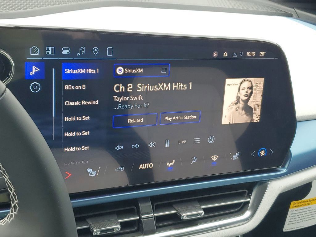 New 2026 Chevrolet Equinox EV LT FWD image 23