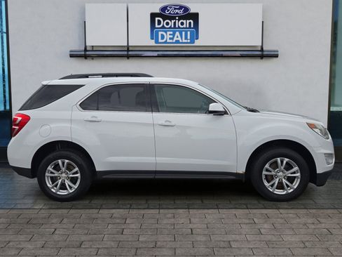 Used 2016 Chevrolet Equinox LT w/ Convenience Package FWD image 2