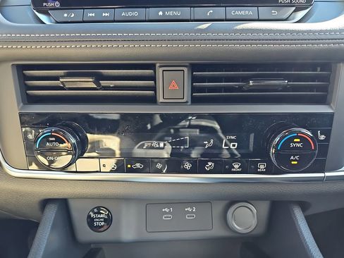 New 2026 Nissan Rogue SV FWD image 27