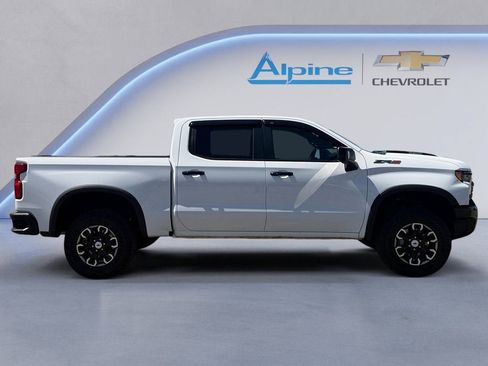 Used 2024 Chevrolet Silverado 1500 ZR2 w/ Technology Package AWD/4WD image 6