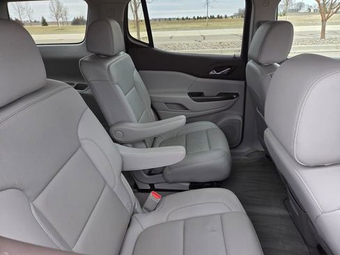 Used 2021 GMC Acadia SLT w/ Technology Package AWD/4WD image 43