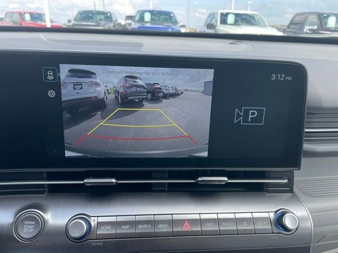 Used 2025 Hyundai Kona SEL image 18