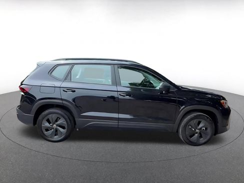 Used 2026 Volkswagen Taos S FWD image 9