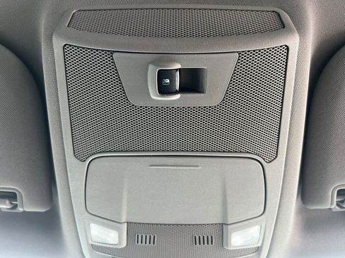 Used 2017 Ford F150 XLT w/ Equipment Group 302A Luxury image 22