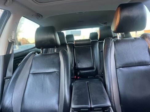 Used 2012 MAZDA CX-9 Grand Touring w/ Moonroof & Bose Audio Pkg image 16