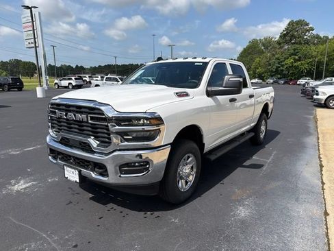 New 2026 RAM 2500 Tradesman AWD/4WD image 6