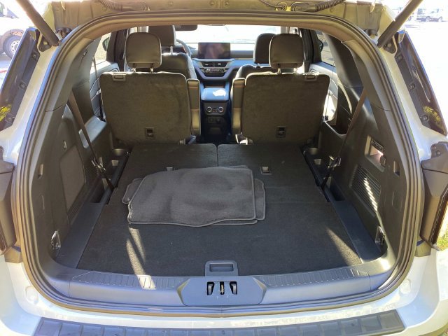 Used 2027 Ford Explorer ST w/ Sun And Sound Package AWD/4WD image 30
