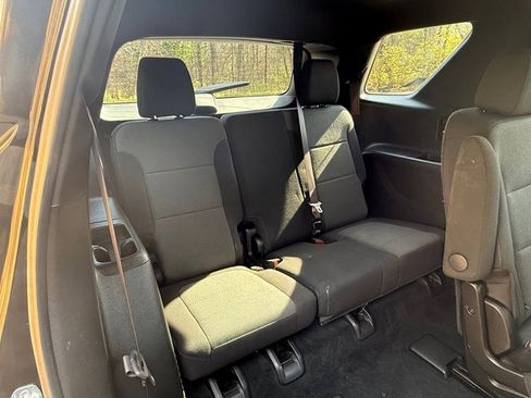 Used 2023 Chevrolet Traverse LT image 21