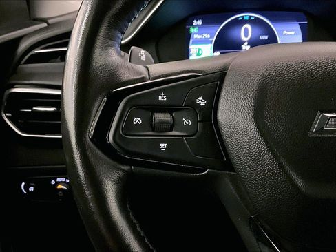 Used 2023 Chevrolet Bolt EUV LT w/ Convenience Package image 17