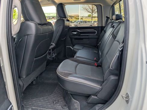 Used 2024 RAM 2500 Laramie w/ Towing Technology Group AWD/4WD image 13