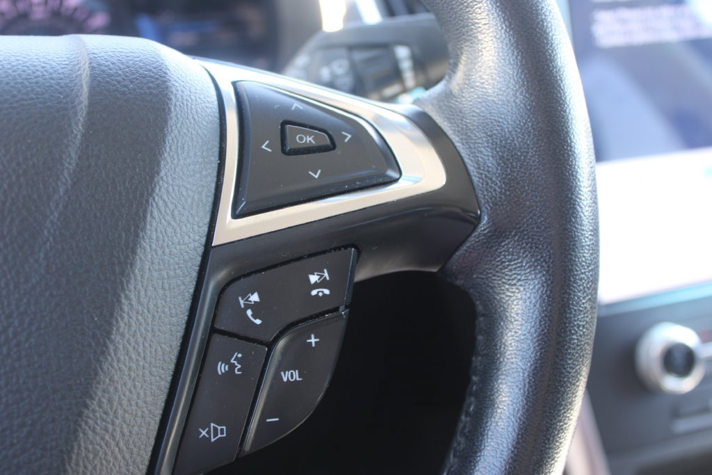 Used 2022 Ford Edge Titanium AWD/4WD image 23